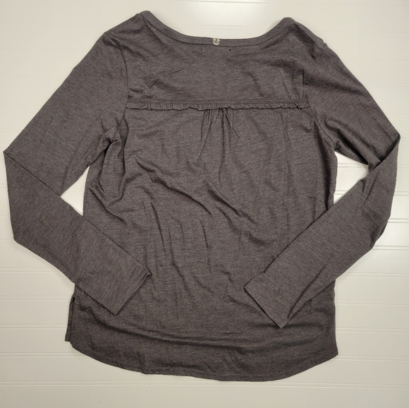 Prana Nitty Split V-Neck Ruffle Detail Long Sleeve Tee Shirt Top Size Small - Picture 6 of 7